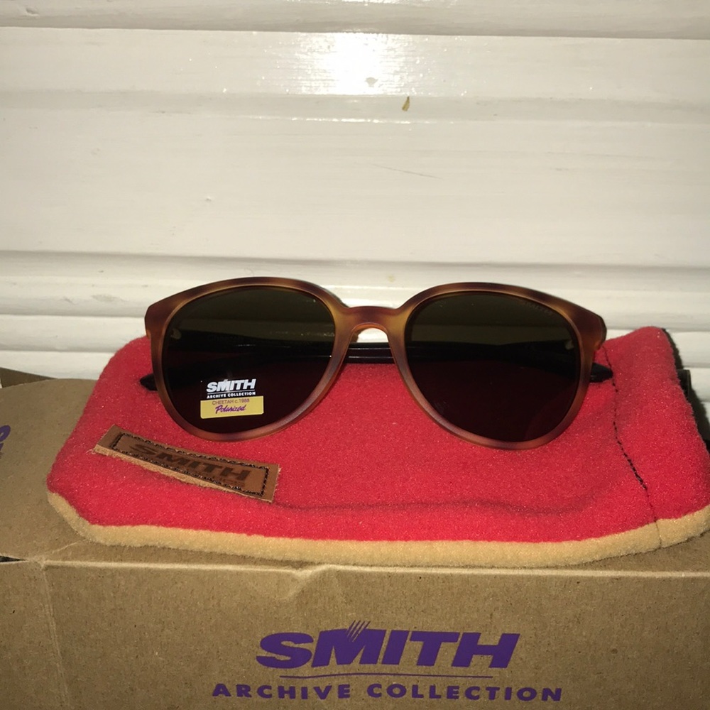 Smith cheetah sunglasses w/ chromapop polarized